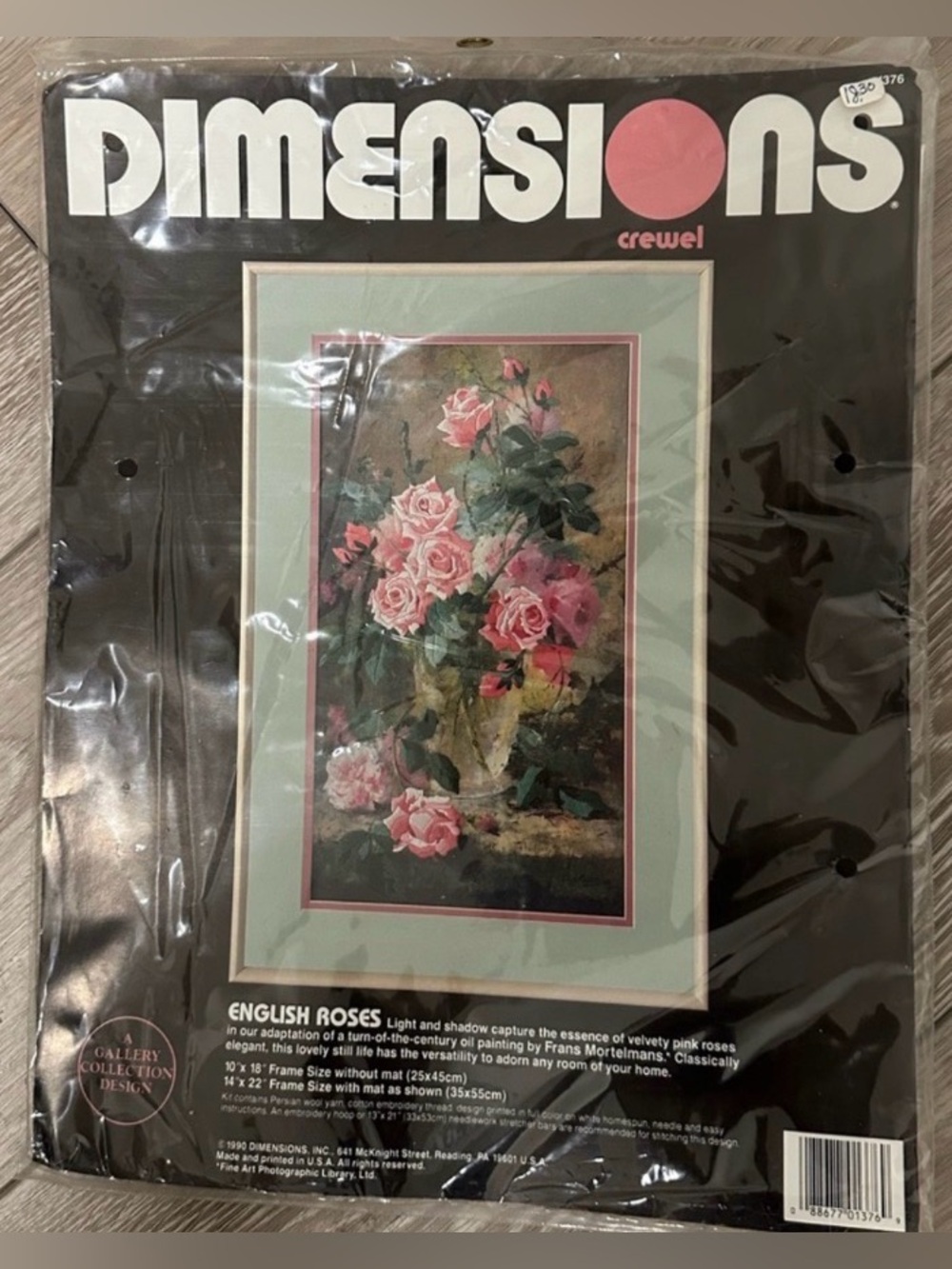 Dimensions "English Roses" Crewel Embroidery Kit - Pink Roses